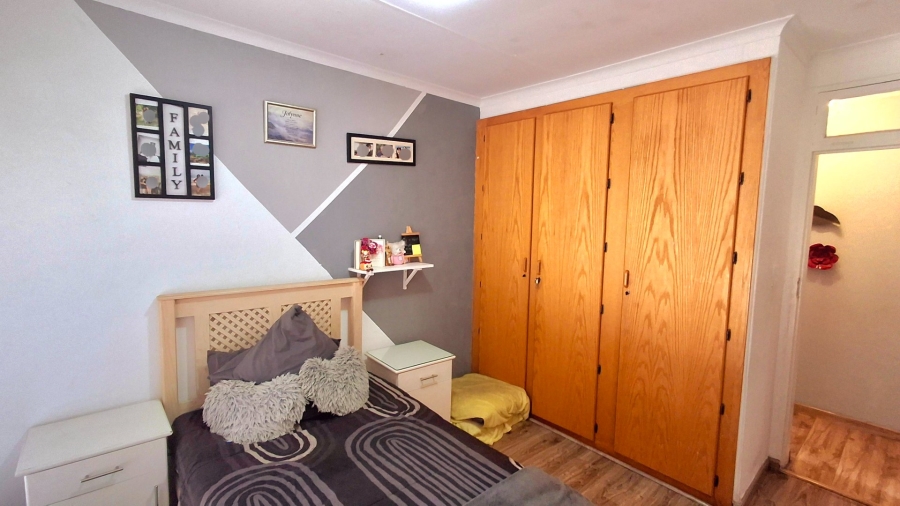 4 Bedroom Property for Sale in Vaalpark Free State